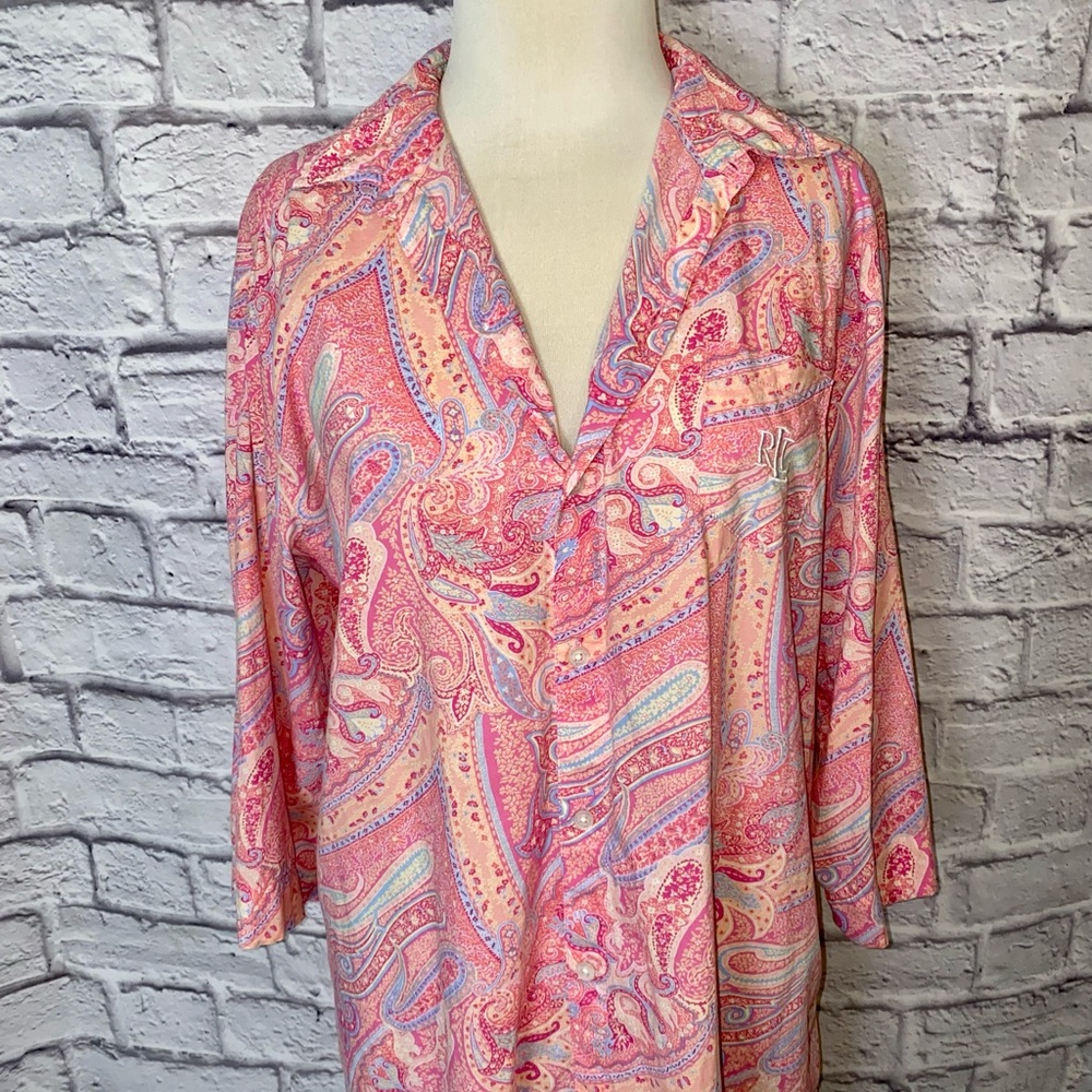 Lauren Ralph Lauren. Pink Paisley Print Button Down Night Shirt. Size Large.
